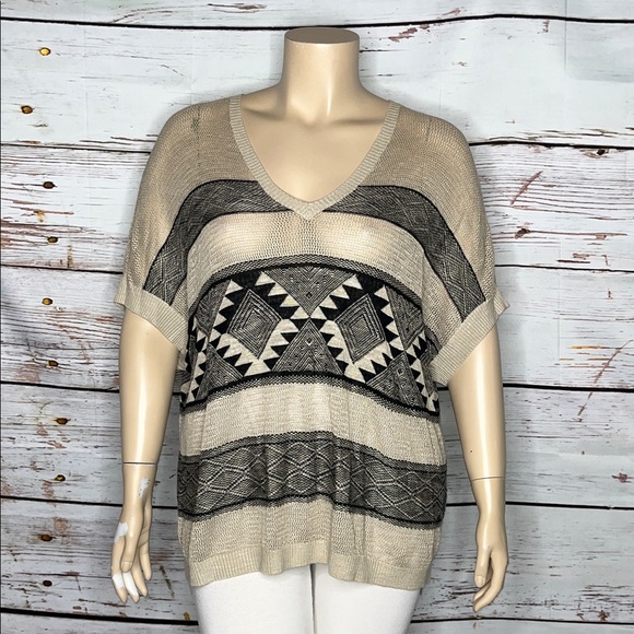 J. Jill Size XL Tan & Black Aztec Linen Blend Open Weave Crochet Knit Top - Picture 1 of 5